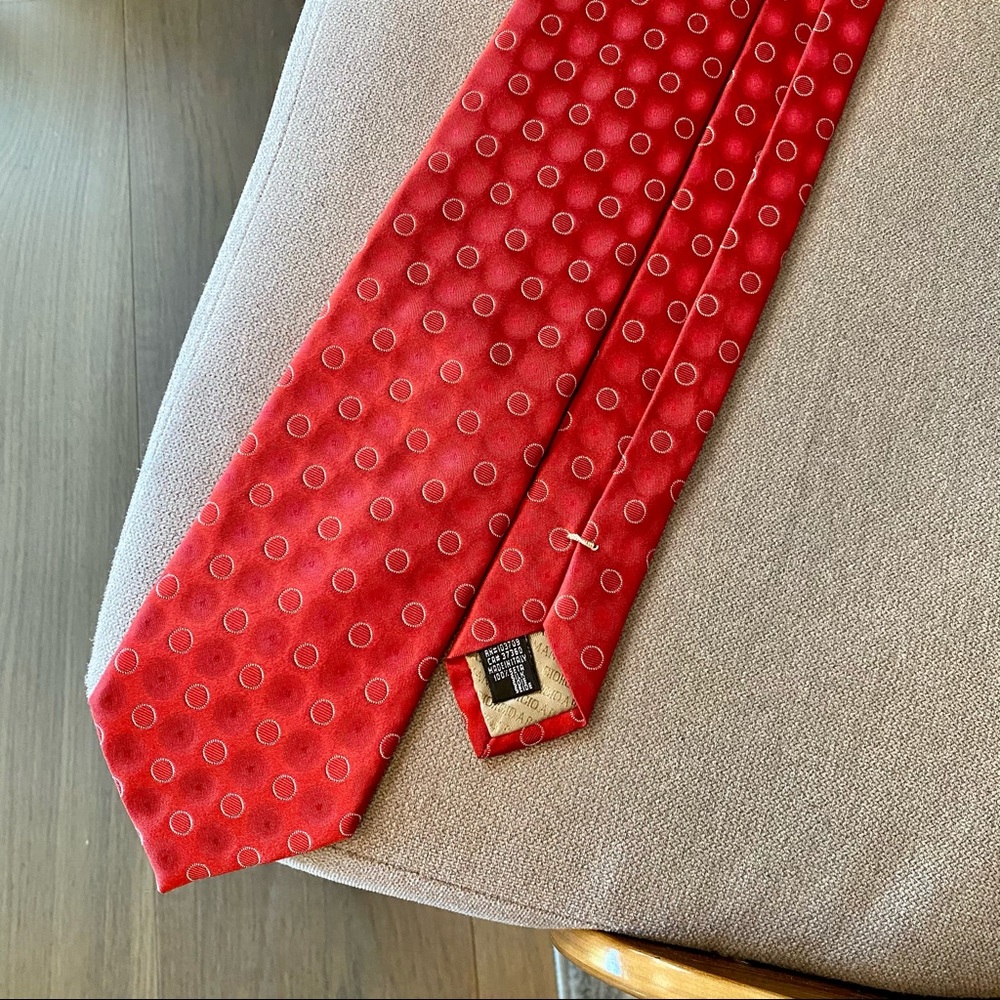 Giorgio Armani Red Circle Silk Tie Worn on TV!